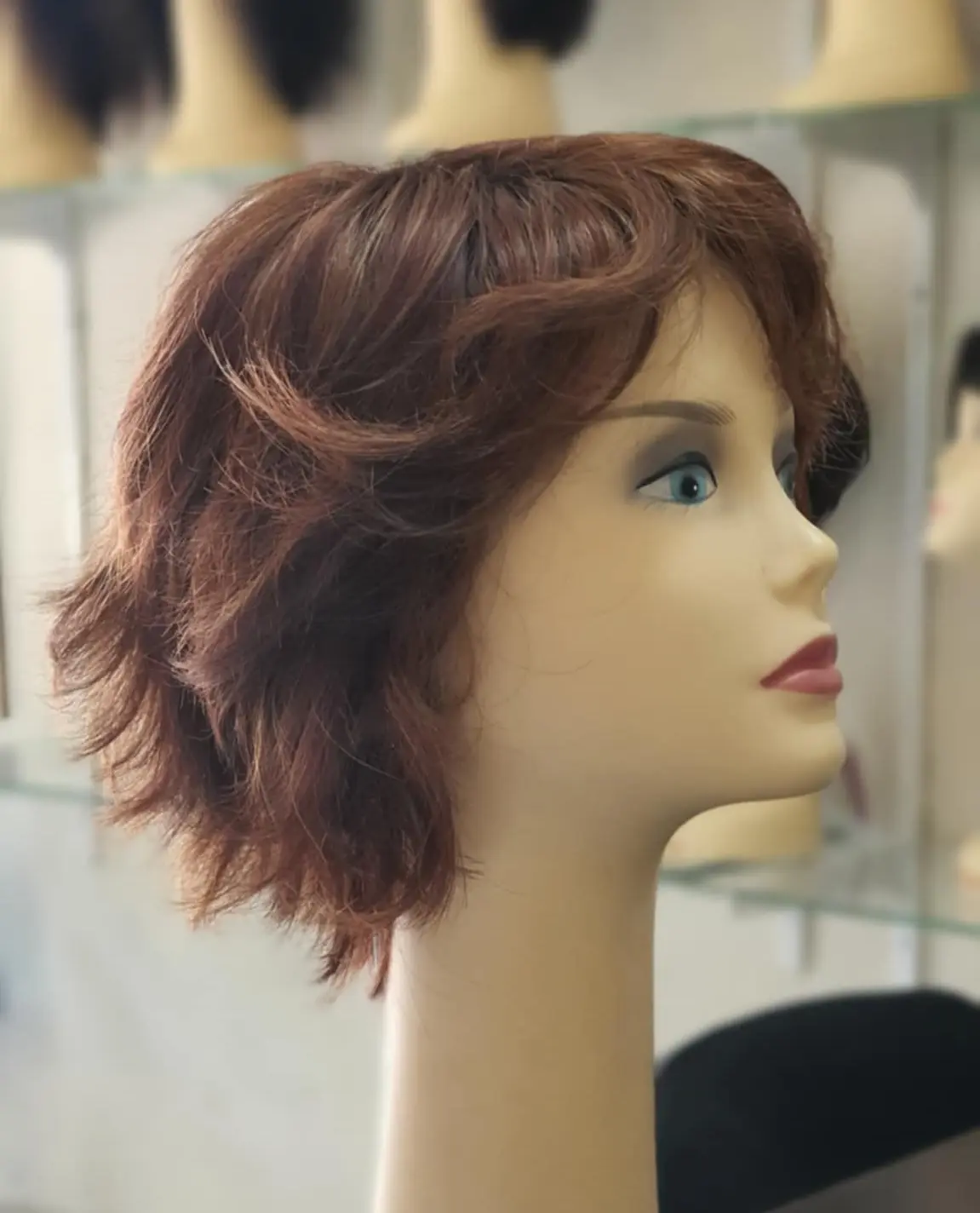 Peluca de cabello corto natural